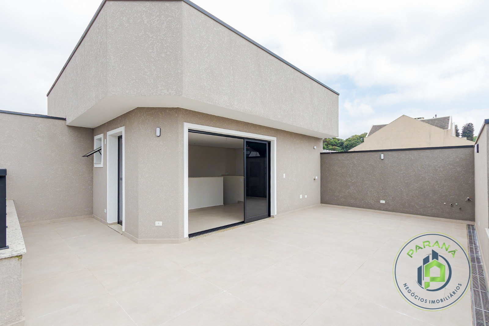 WhatsApp-Image-2025-05-22-at-10